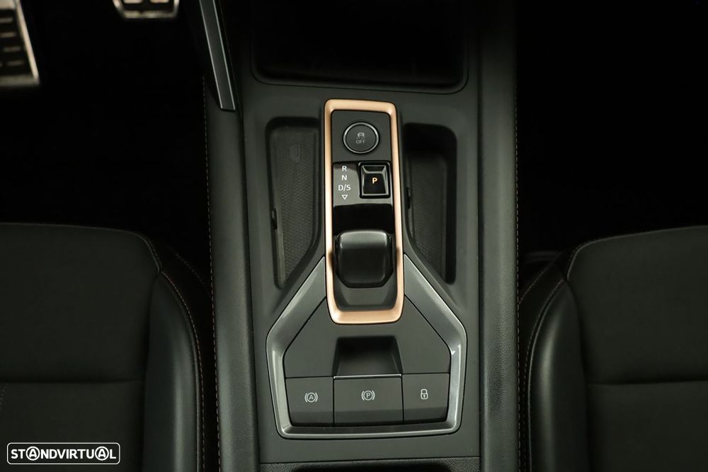 Cupra Formentor 1.5 e-Hybrid DSG - 13