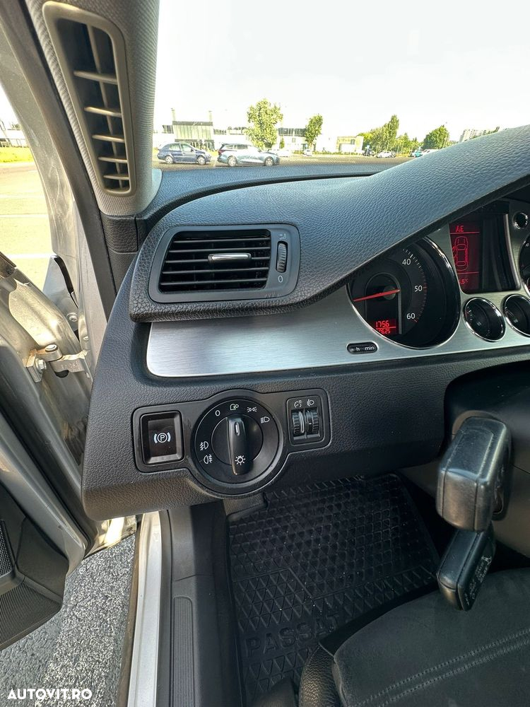 Volkswagen Passat Variant 2.0 TDI Highline DPF - 9
