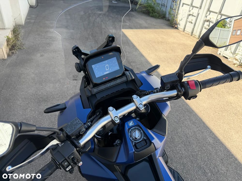 Honda ADV350 - 10