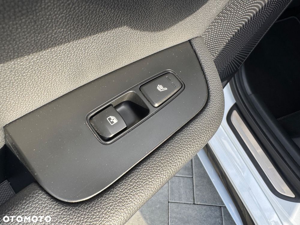 Kia ProCeed - 27