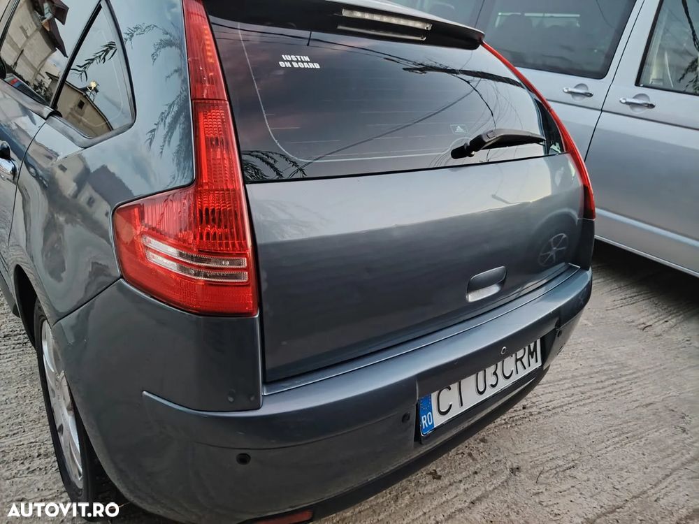 Citroën C4 1.6 HDI FAP Confort - 13