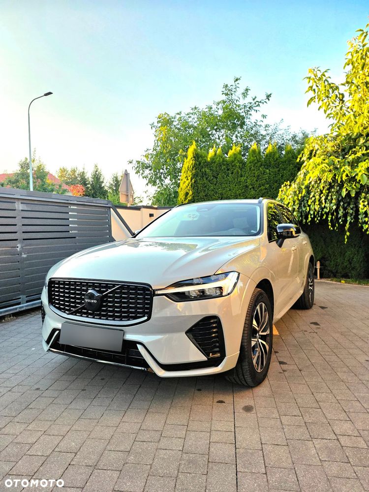 Volvo XC 60 B4 D AWD Plus Dark - 5