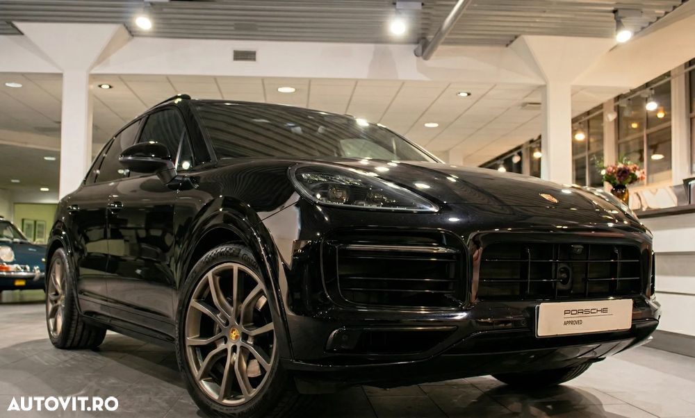 Porsche Cayenne E-Hybrid Tiptronic S - 2