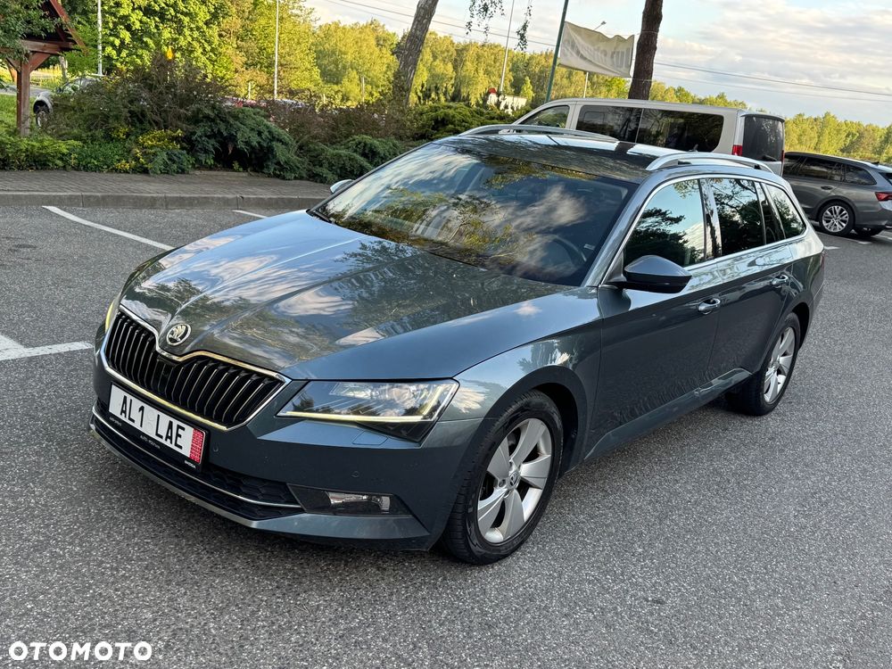 Skoda Superb 1.6 TDI GreenLine - 2