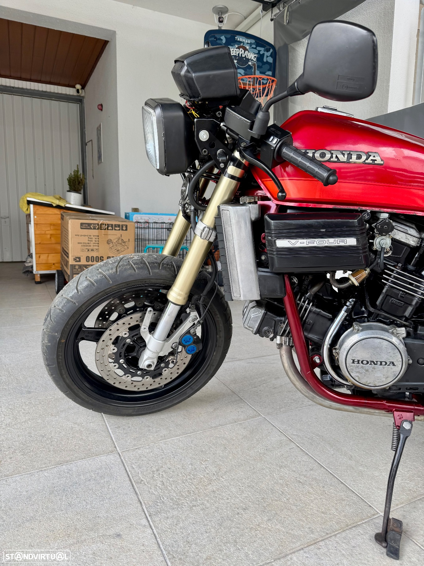 Honda VF Honda VF750 V45 SABRE - 19