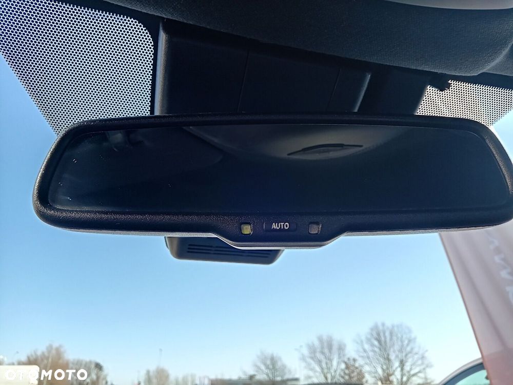 Toyota C-HR 1.2 T GPF Premium - 21