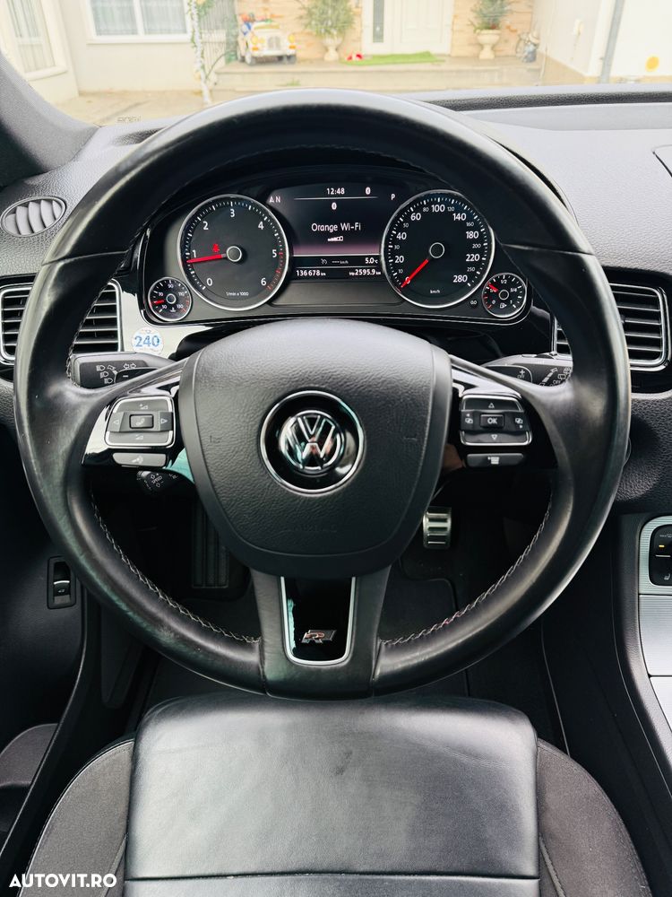 Volkswagen Touareg - 4