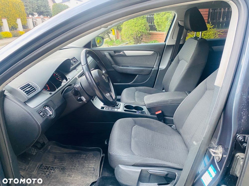 Volkswagen Passat 1.4 TSI BMT Comfortline - 25