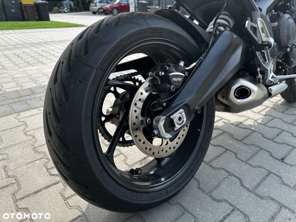 Triumph Tiger - 12