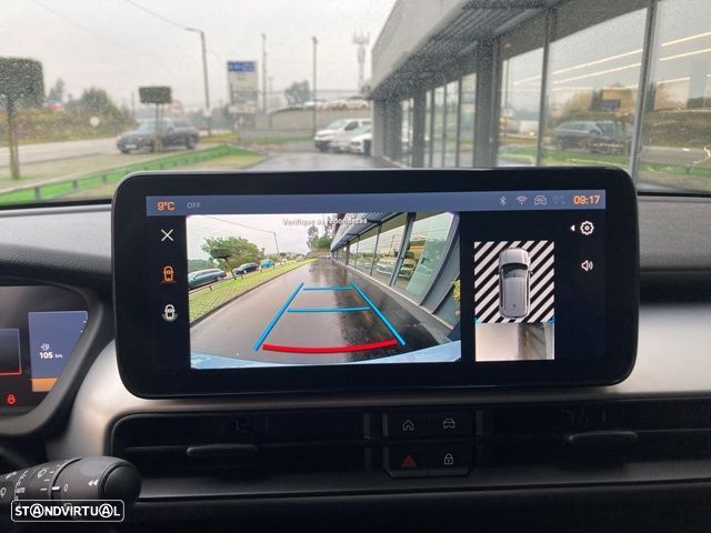 Jeep Avenger 1.2 GSE T3 Summit - 29