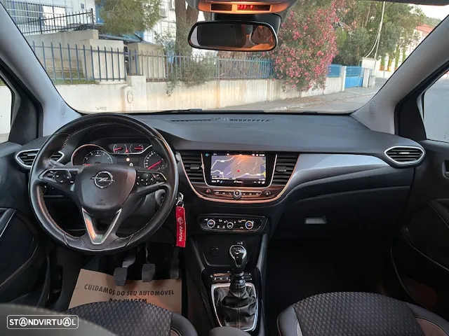 Opel Crossland X 1.2 T Innovation J17 - 10