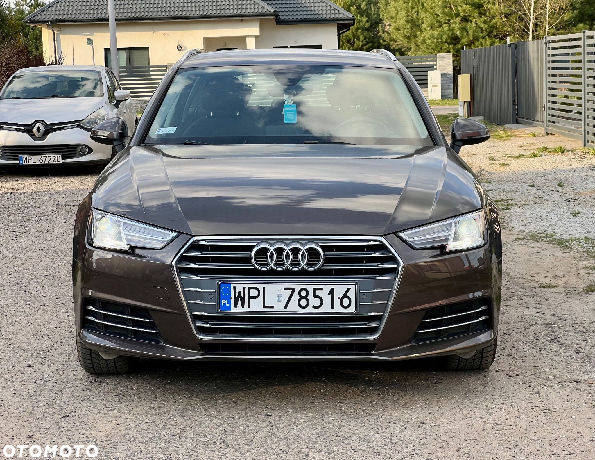 Audi A4 - 1