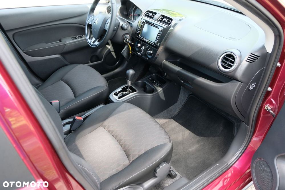 Mitsubishi Space Star 1.2 Clear Tec CVT Shine+ - 10