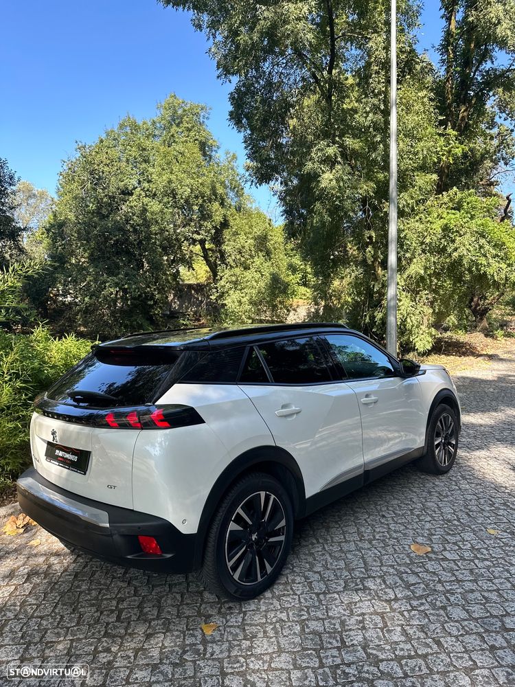 Peugeot e-2008 GT Pack - 12