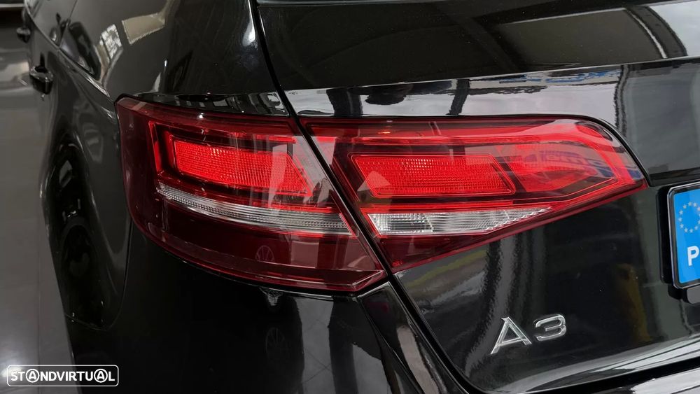 Audi A3 Sportback 2.0 TDI Design - 16