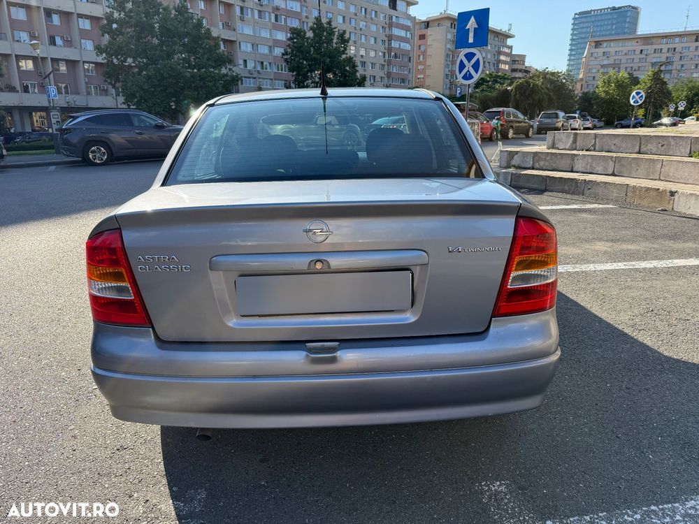 Opel Astra - 9
