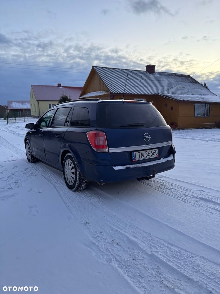 Opel Astra - 4