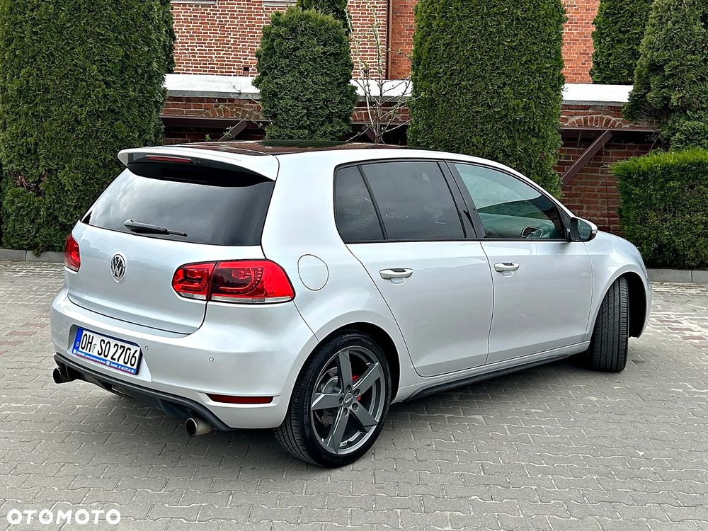 Volkswagen Golf - 13