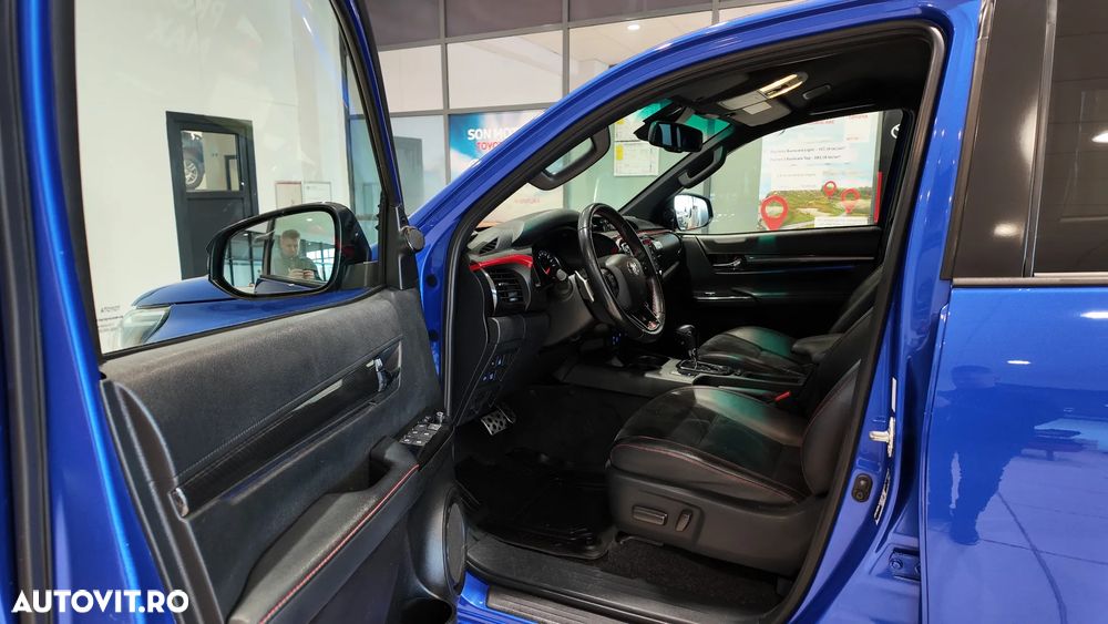 Toyota Hilux 2.8D 204CP 4x4 Double Cab AT GR Sport II - 13