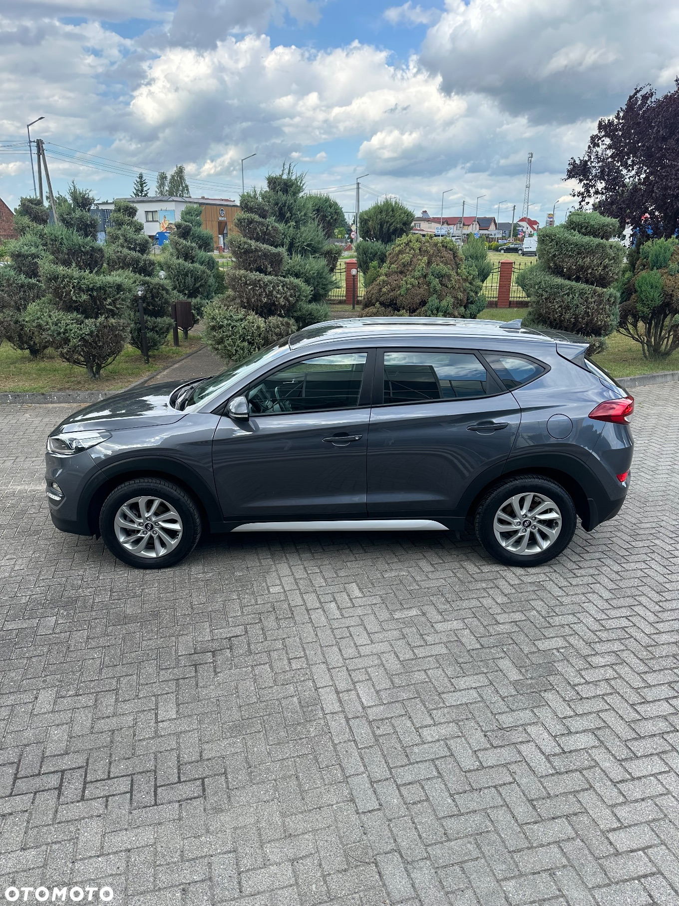 Hyundai Tucson 1.7 CRDI BlueDrive GO 2WD - 2