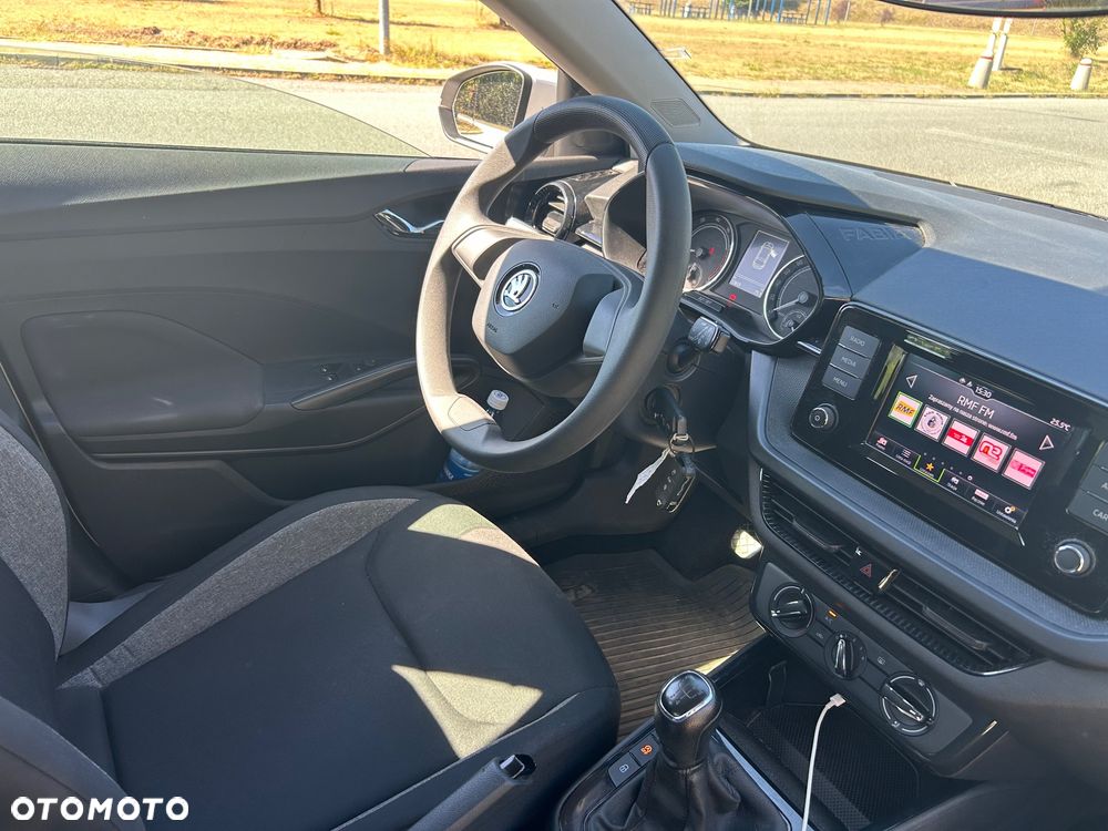 Skoda Fabia 1.0 Active - 11