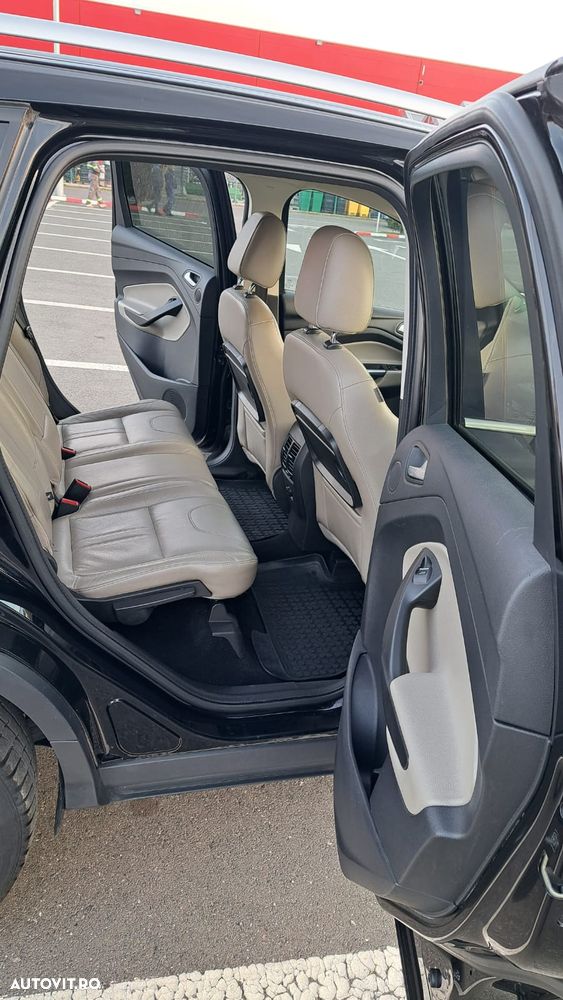 Ford Kuga 2.0 TDCi 4WD Powershift Titanium - 21