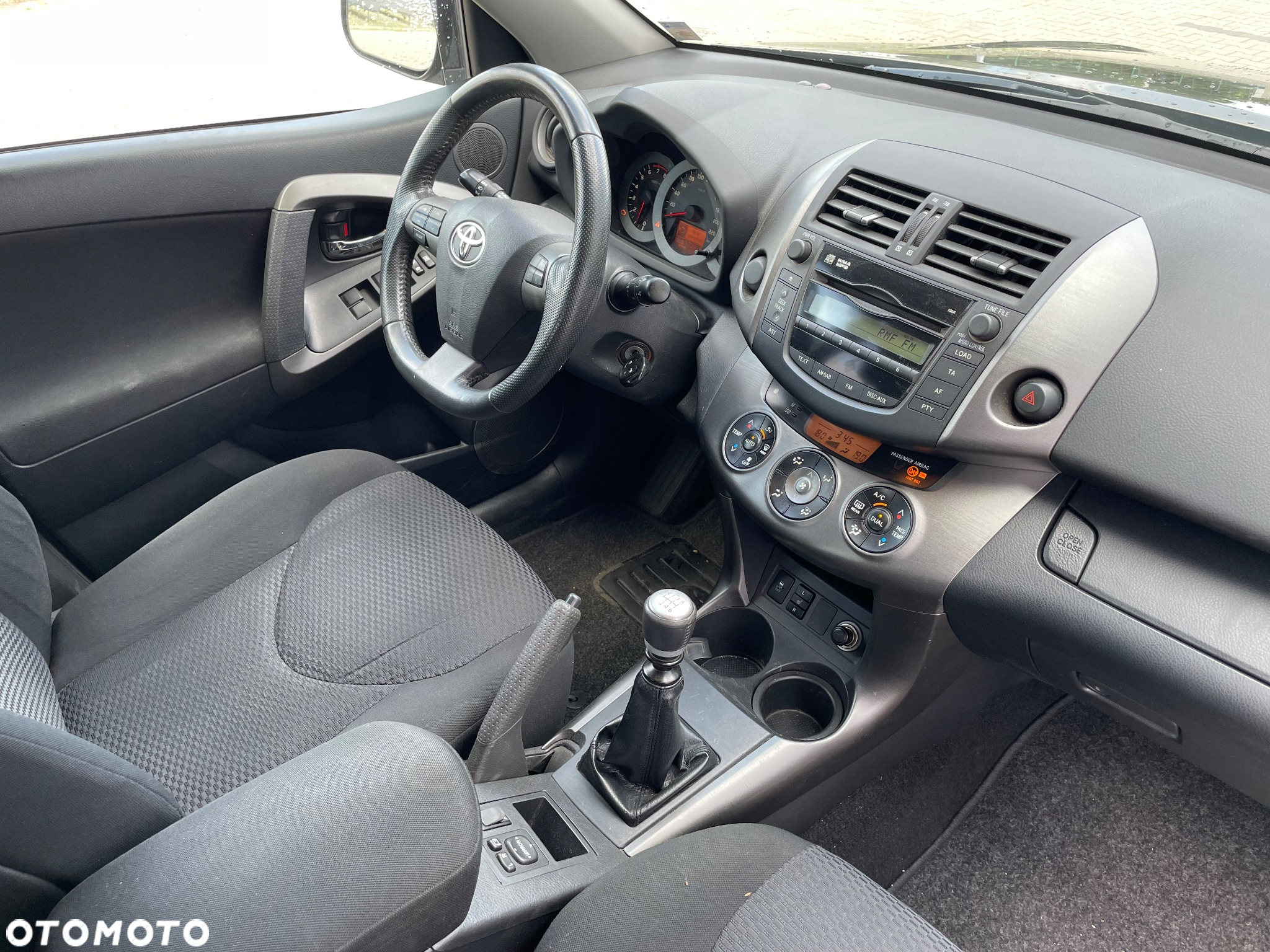 Toyota RAV4 2.0 VVT-i Sol 4x2 - 28