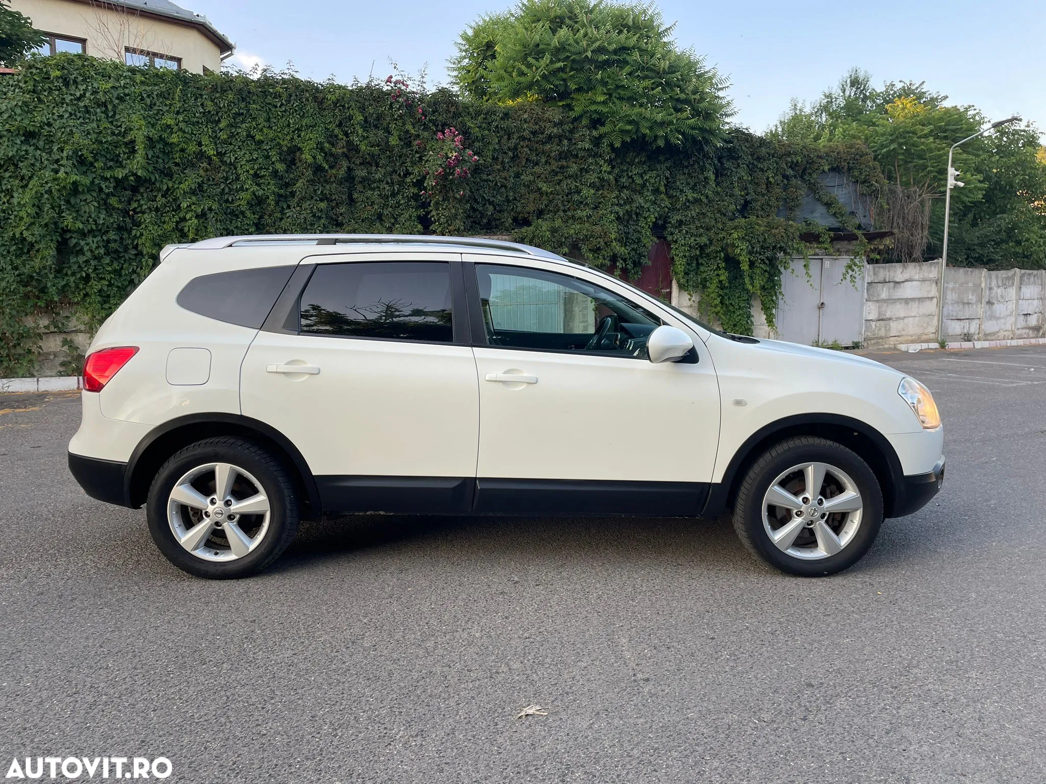 Nissan Qashqai+2 2.0 Tekna - 17