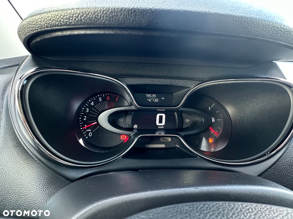 Renault Captur 0.9 Energy TCe Helly Hansen - 29