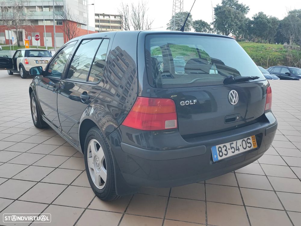 VW Golf 1.4i Confortline JE - 9
