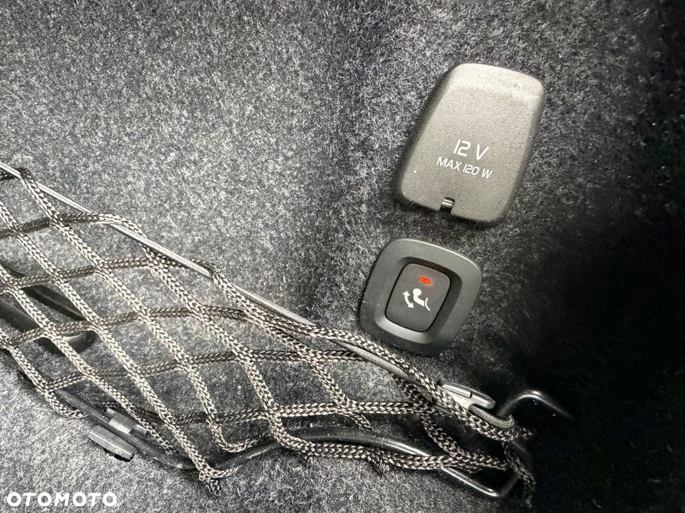 Volvo S90 D5 AWD Geartronic Inscription - 37