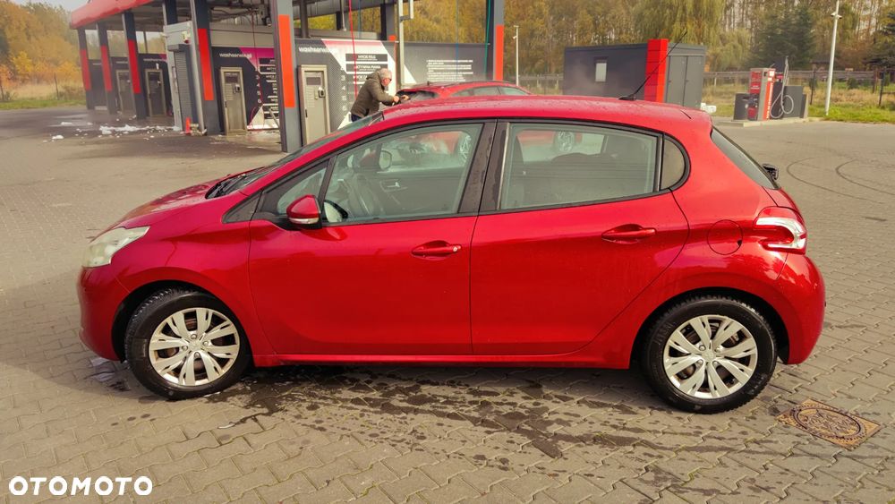 Peugeot 208 1.4 VTi Active - 9