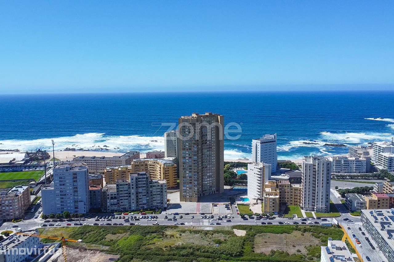 Apartamento T2 renovado na 1.ª linha de mar - Póvoa de Varzim - Grande imagem: 3/45
