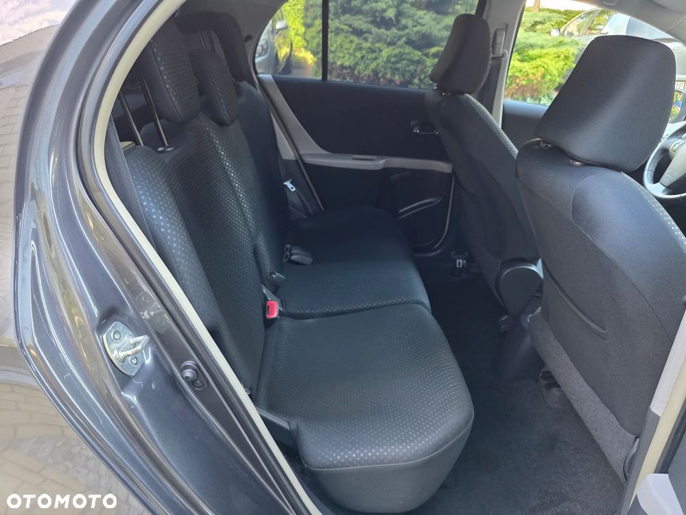 Toyota Yaris - 20