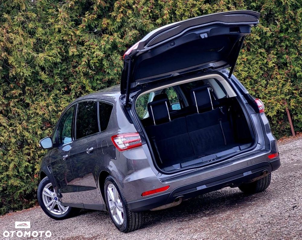 Ford S-Max - 23