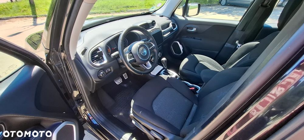 Jeep Renegade 1.4 MultiAir DSG Longitude - 24