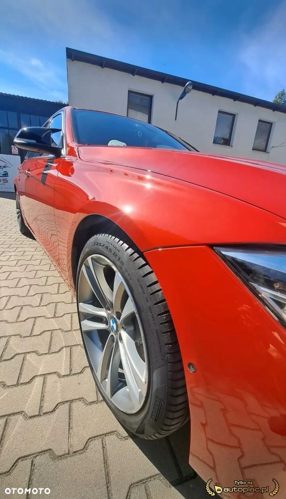 BMW Seria 3 328i Luxury Line - 3