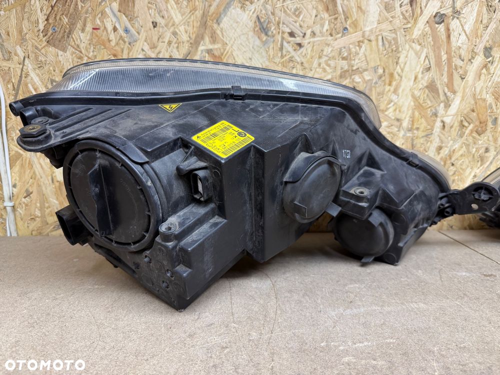 LAMPA LEWA PRAWA KOMPLET XENON SKODA YETI 5L1941015B 5L1941016B - 25