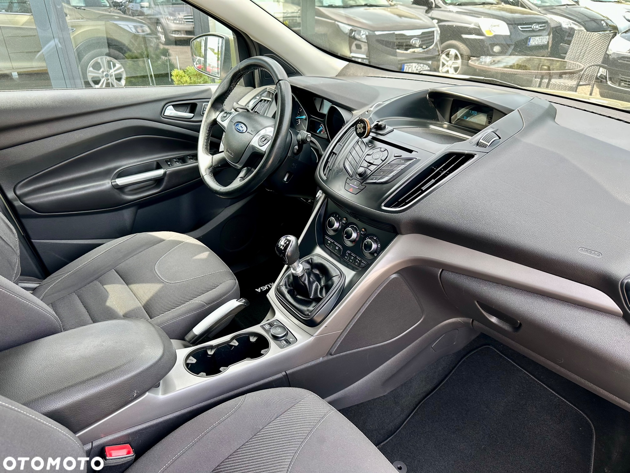 Ford Kuga 1.6 EcoBoost 2x4 Trend - 16