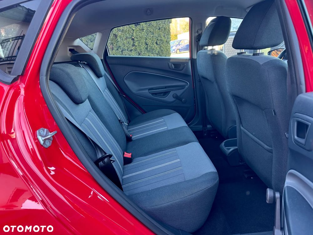 Ford Fiesta 1.25 Celebration - 31