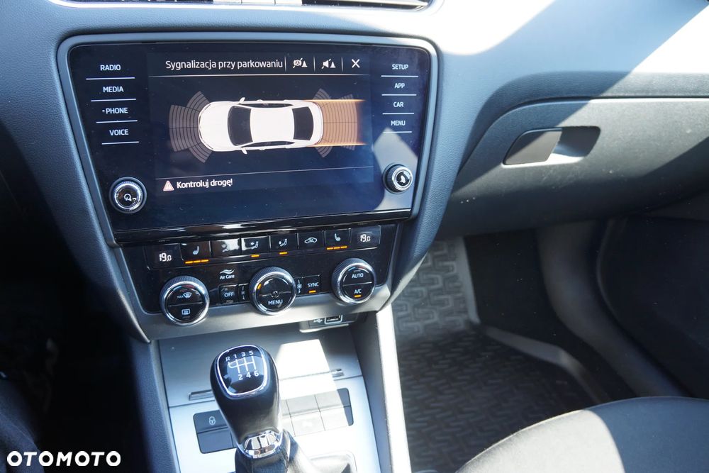 Skoda Octavia 1.5 TSI ACT Style - 14