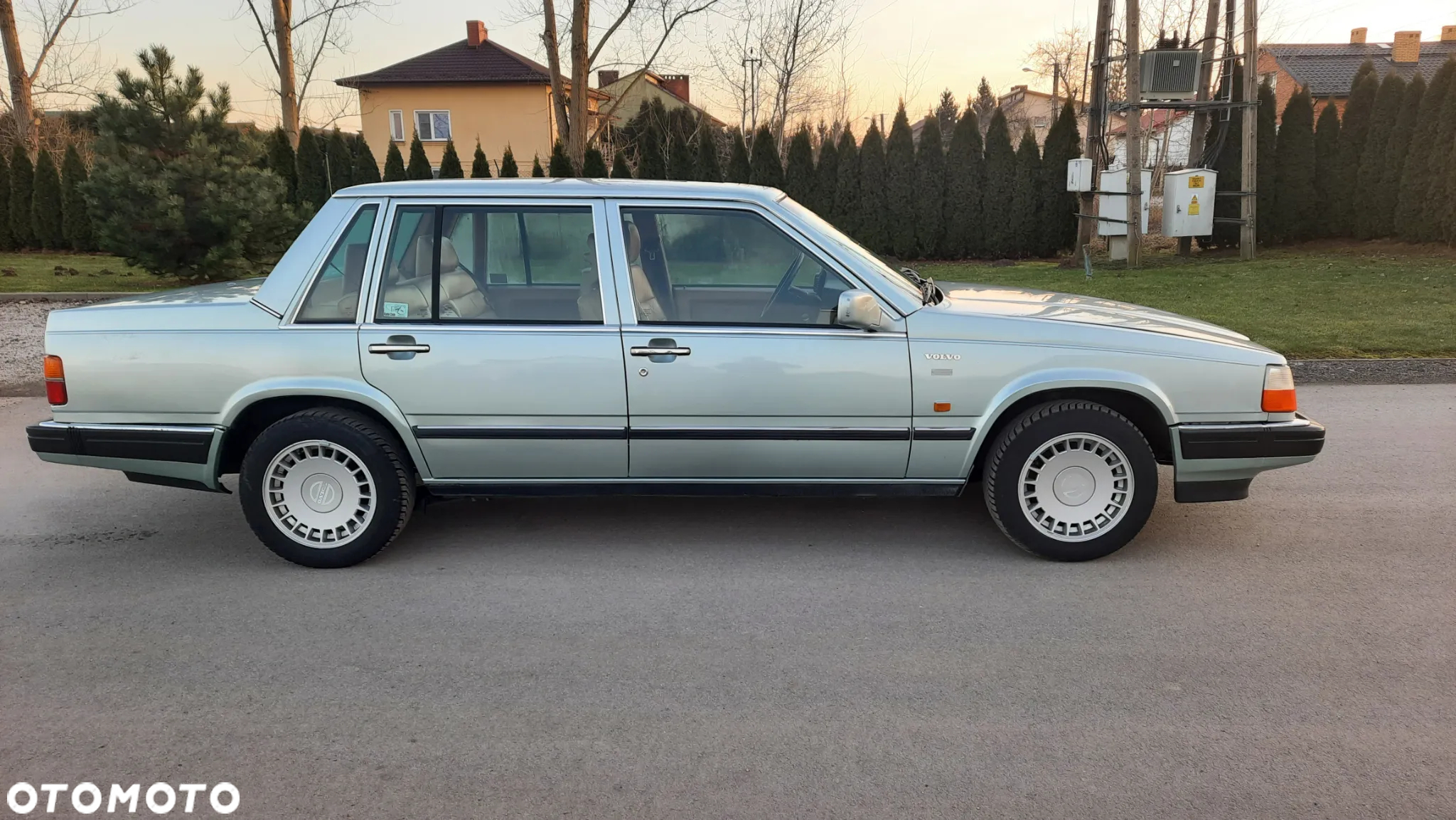 Volvo Seria 700 - 2