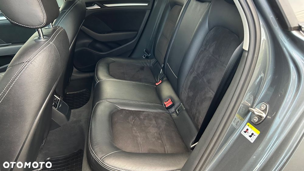 Audi A3 Sportback 1.6 TDI (clean diesel) S line Sportpaket - 22