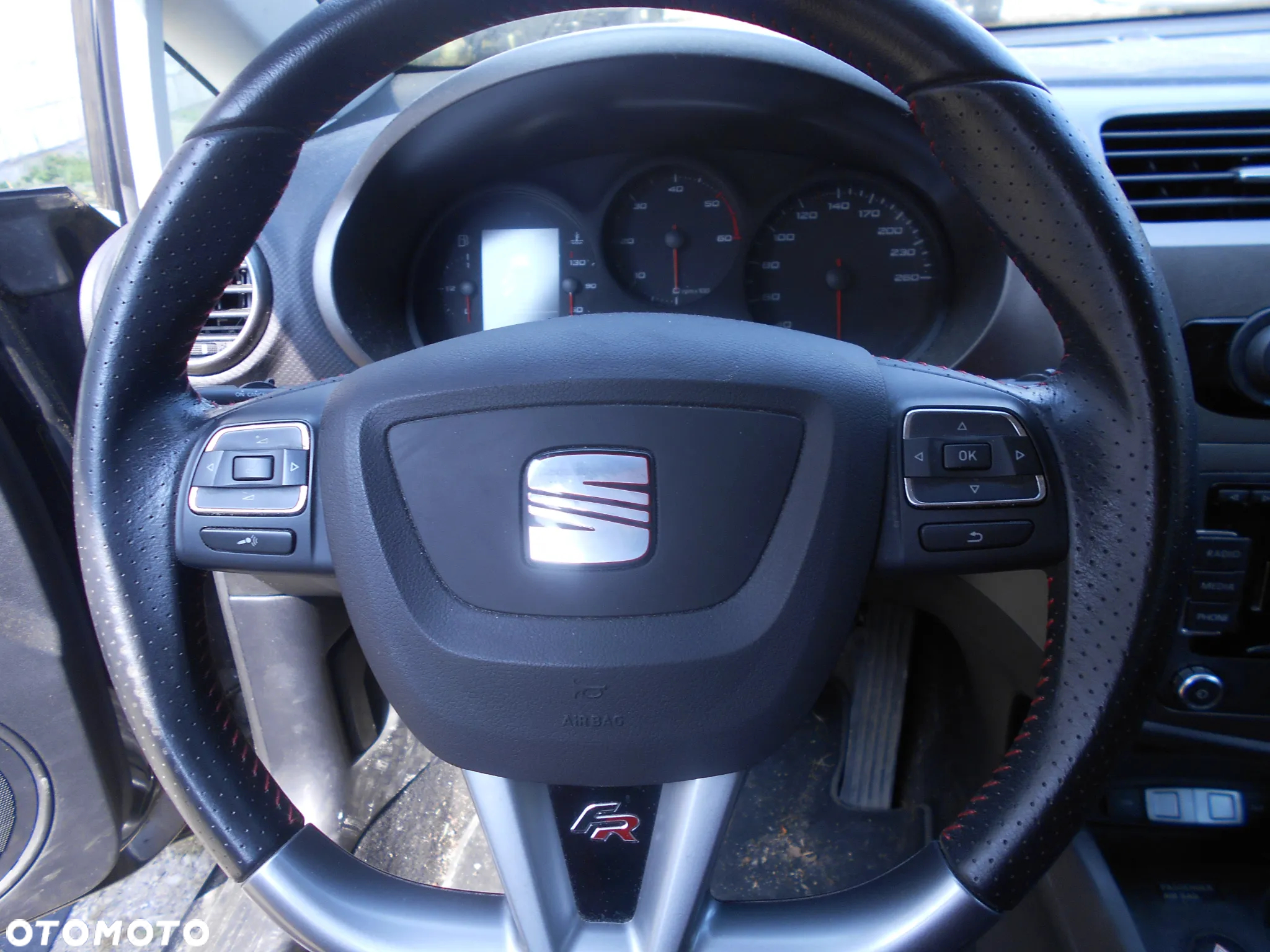 SEAT LEON II LIFT FR 09-12R 2.0 TDI CFJ KOD LAKIERU LZ9Y - 10