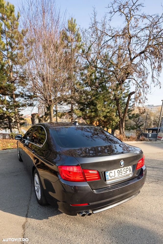 BMW Seria 5 520d Aut. - 12