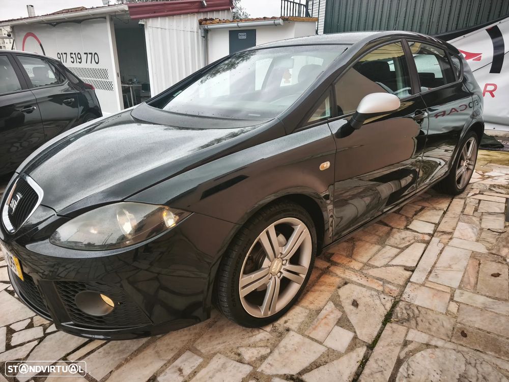 SEAT Leon 2.0 TDI DPF FR - 36