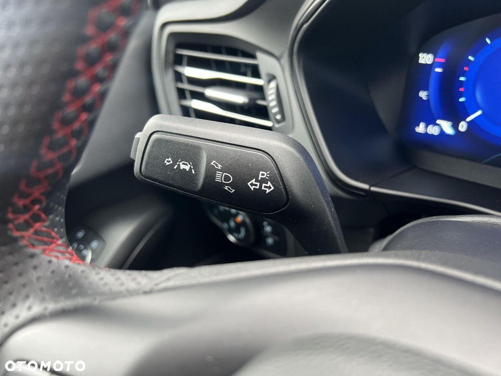 Ford Focus - 21