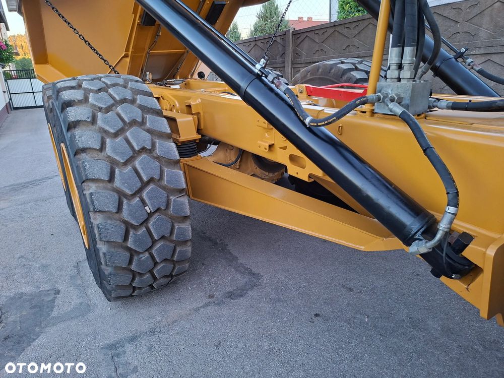 Caterpillar 725 - 29