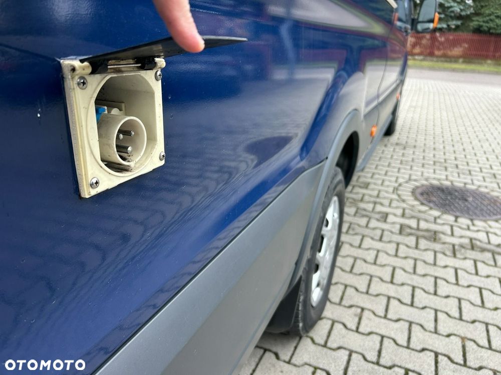 Ford Transit - 22