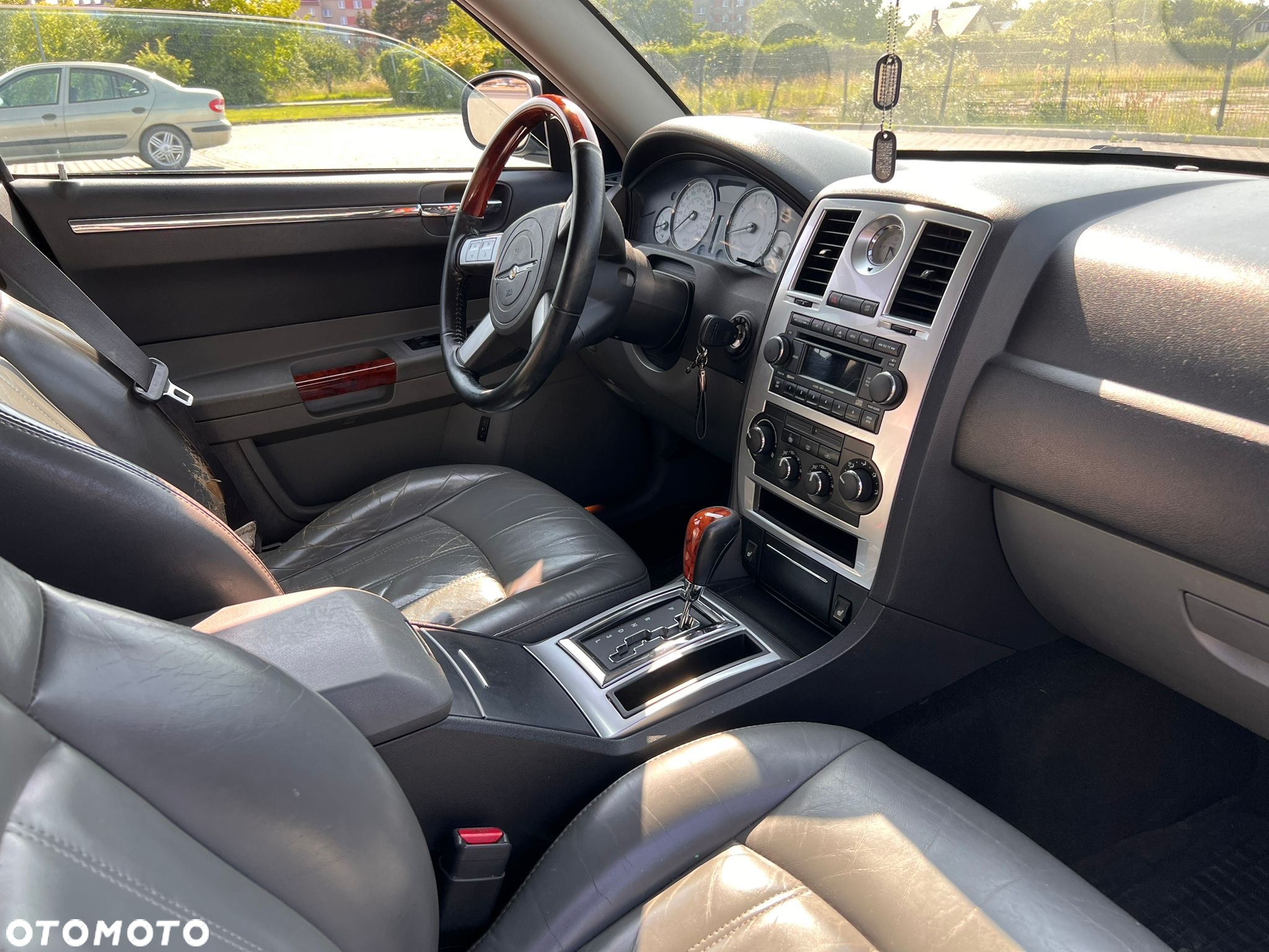Chrysler 300C 3.5 V6 - 5